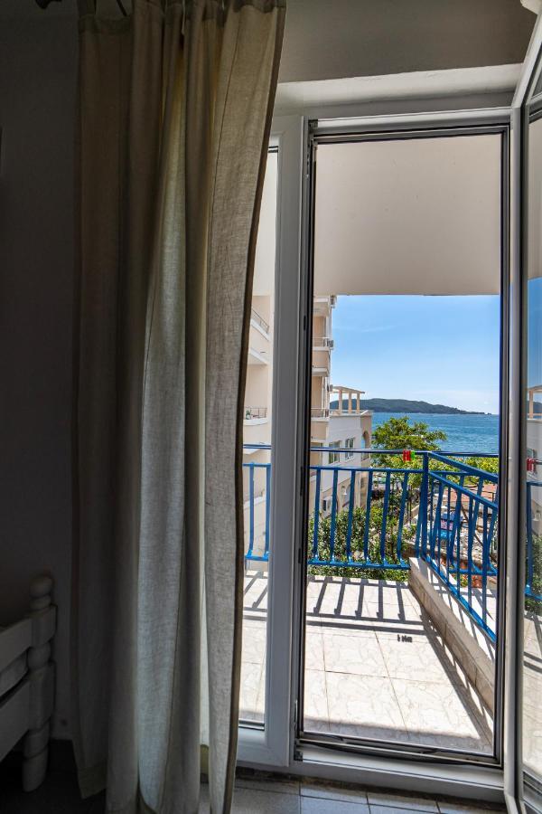 Apartments Vila Nikolic Rafailovici Ngoại thất bức ảnh