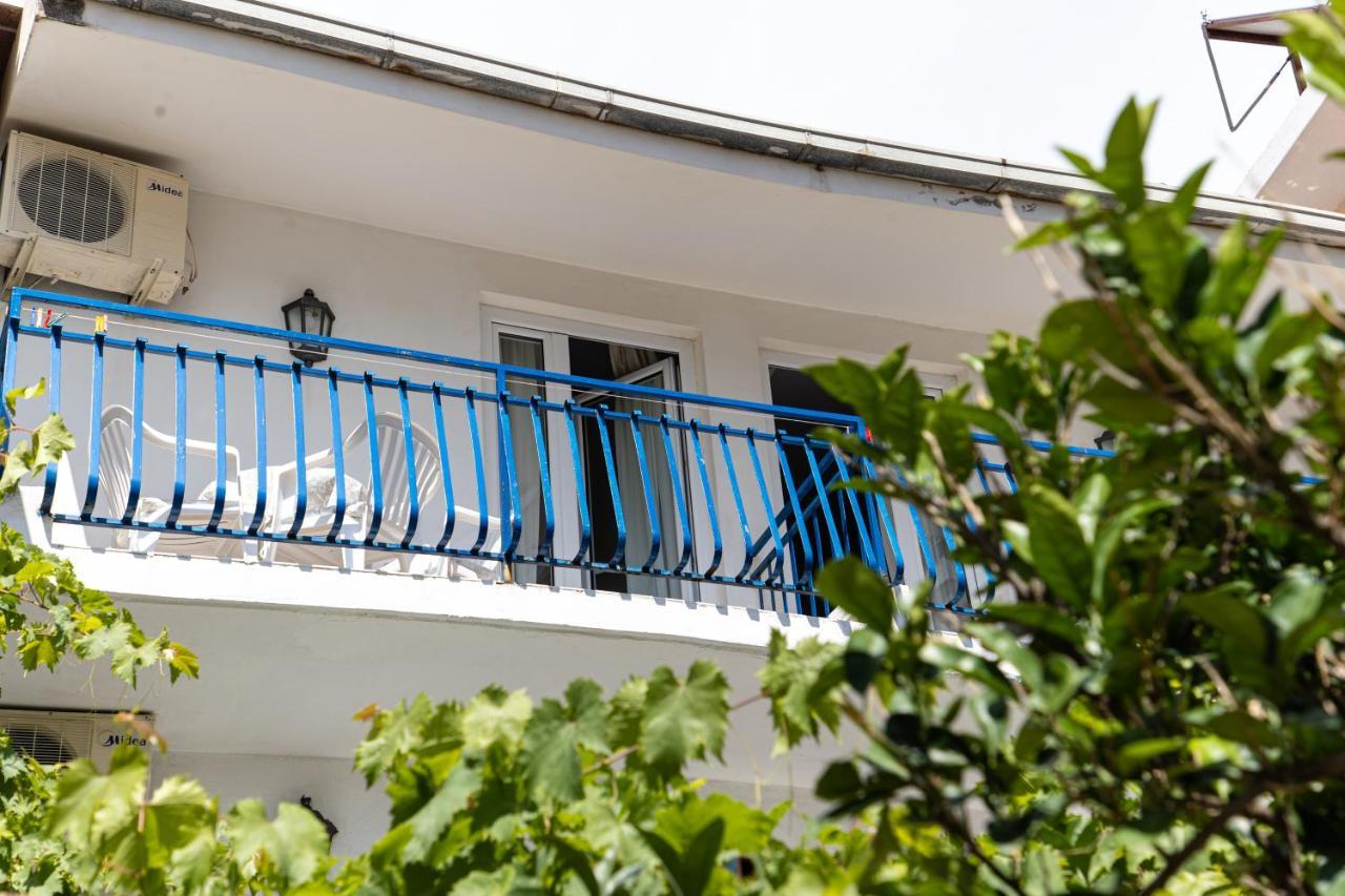 Apartments Vila Nikolic Rafailovici Ngoại thất bức ảnh