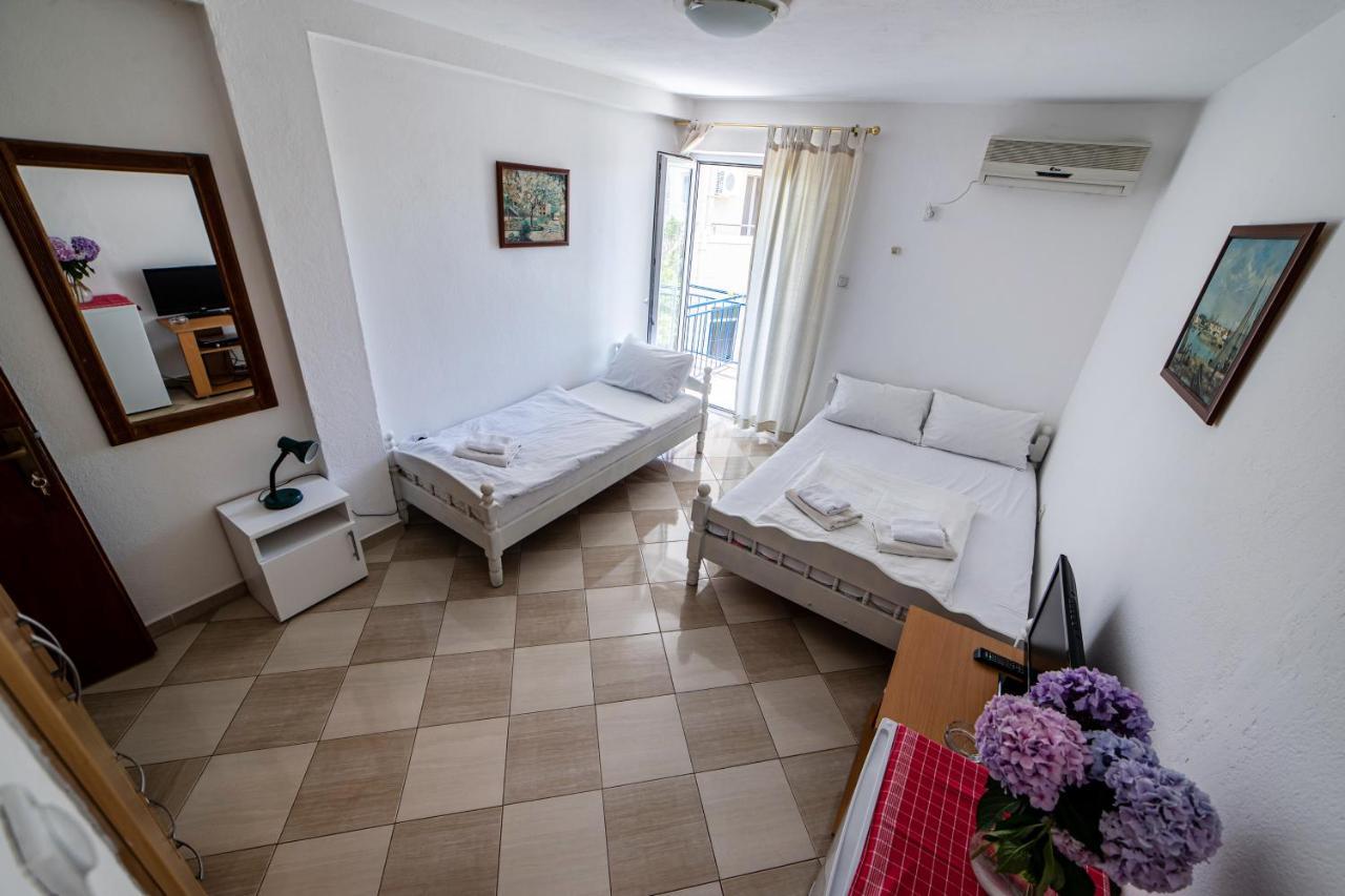 Apartments Vila Nikolic Rafailovici Ngoại thất bức ảnh