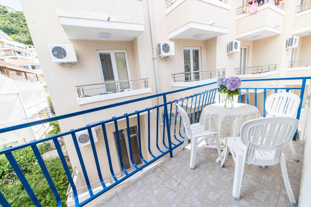 Apartments Vila Nikolic Rafailovici Ngoại thất bức ảnh