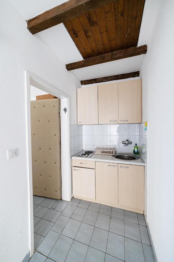 Apartments Vila Nikolic Rafailovici Ngoại thất bức ảnh