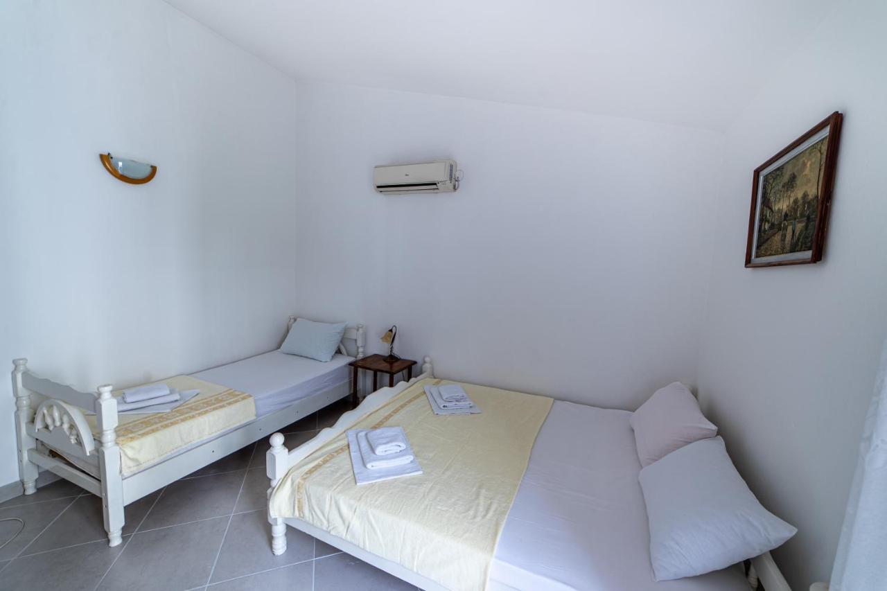 Apartments Vila Nikolic Rafailovici Ngoại thất bức ảnh