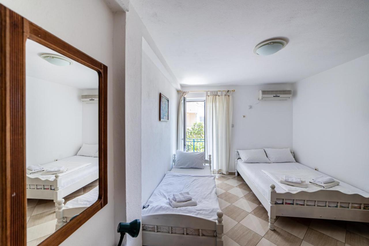 Apartments Vila Nikolic Rafailovici Ngoại thất bức ảnh
