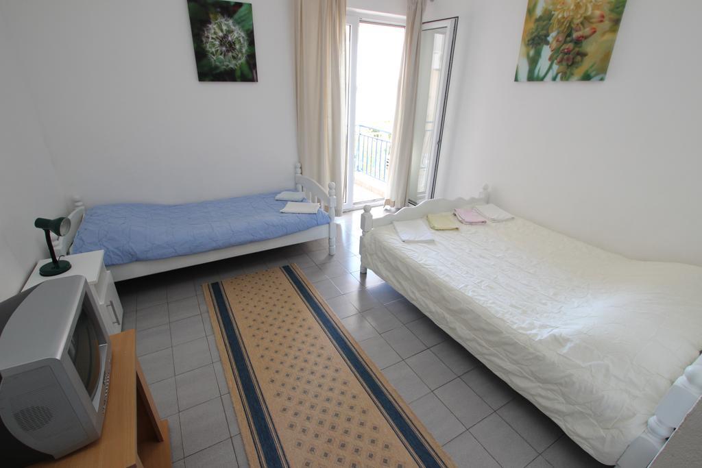 Apartments Vila Nikolic Rafailovici Phòng bức ảnh